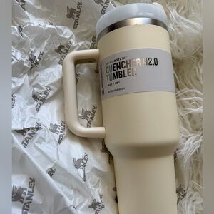 💝✨Stanley Quencher H2.0 Tumbler in Cream